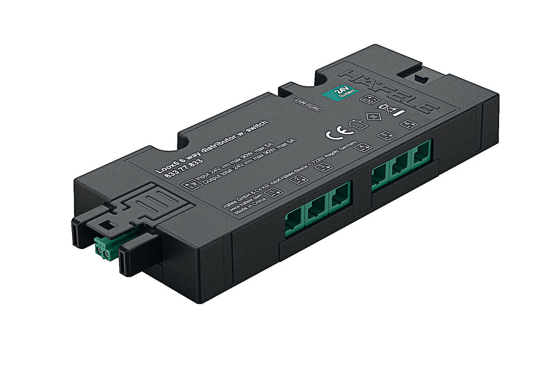 Dystrybutor 6-gniazdowy z funkcją przełącznika 24 V, box-to-box